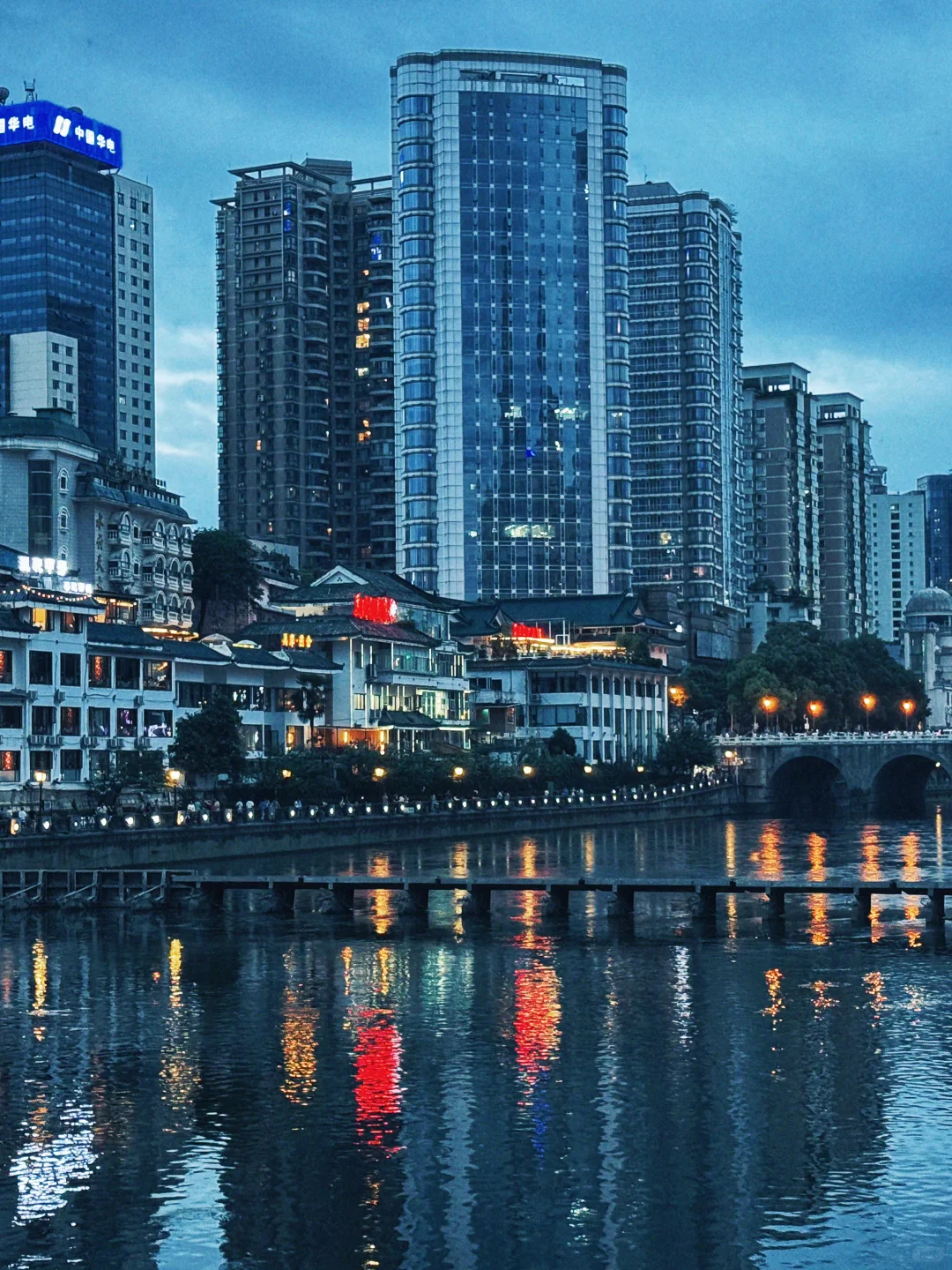 贵阳 一个臭烘烘但很好吃的城市