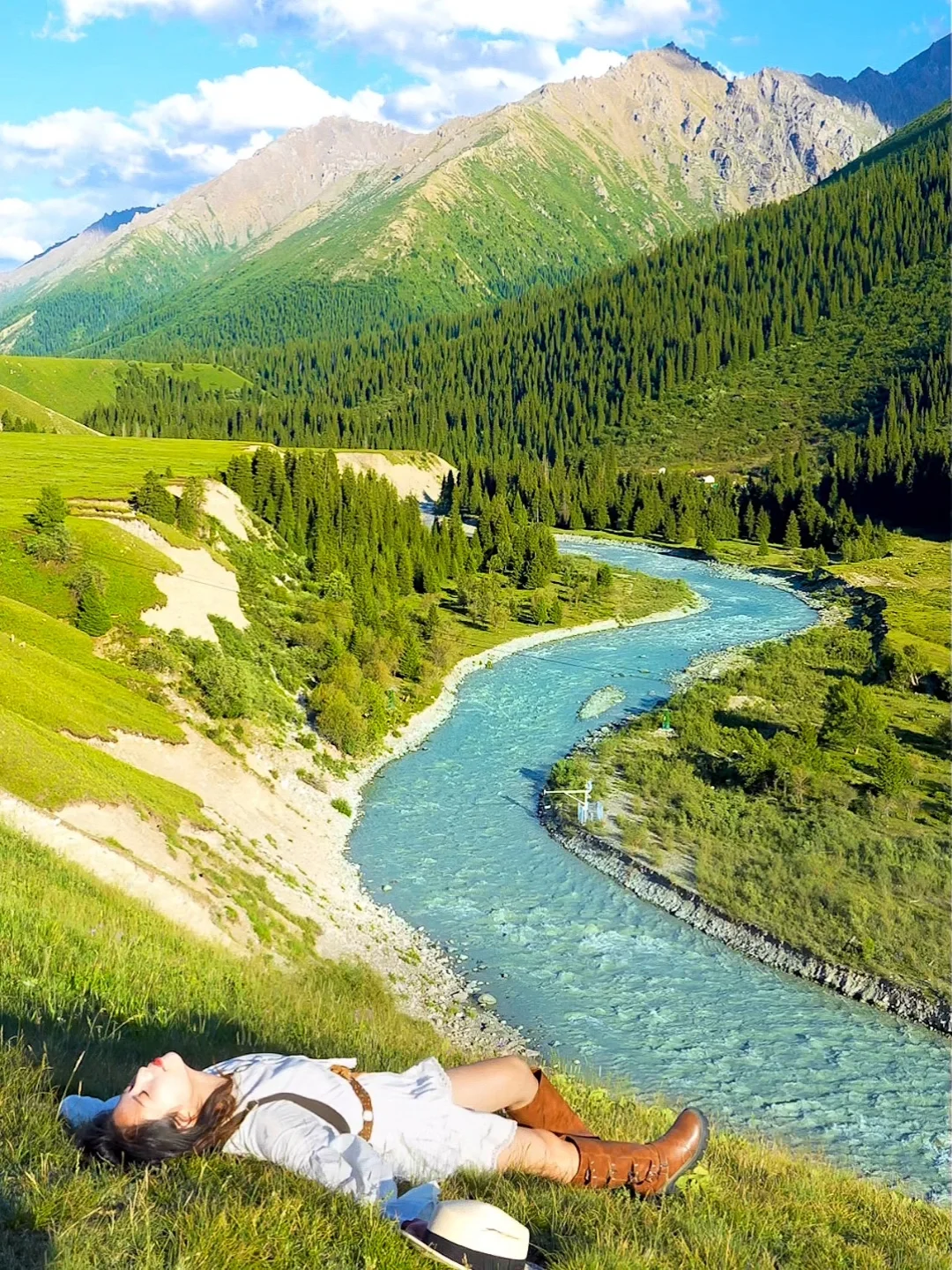 7月的新疆，一定会刷新你对夏天的想象！