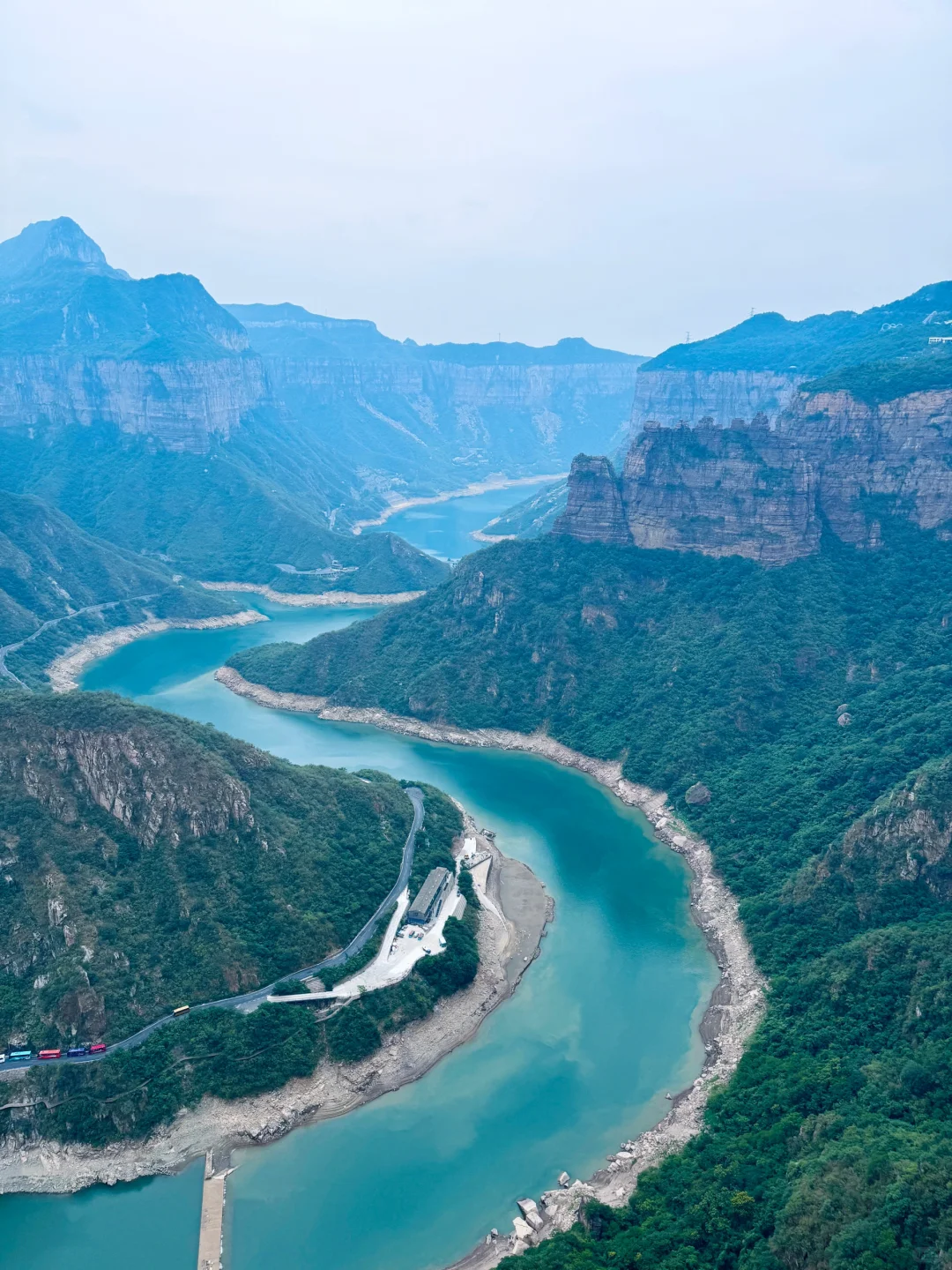 太行山里的蓝眼泪💧