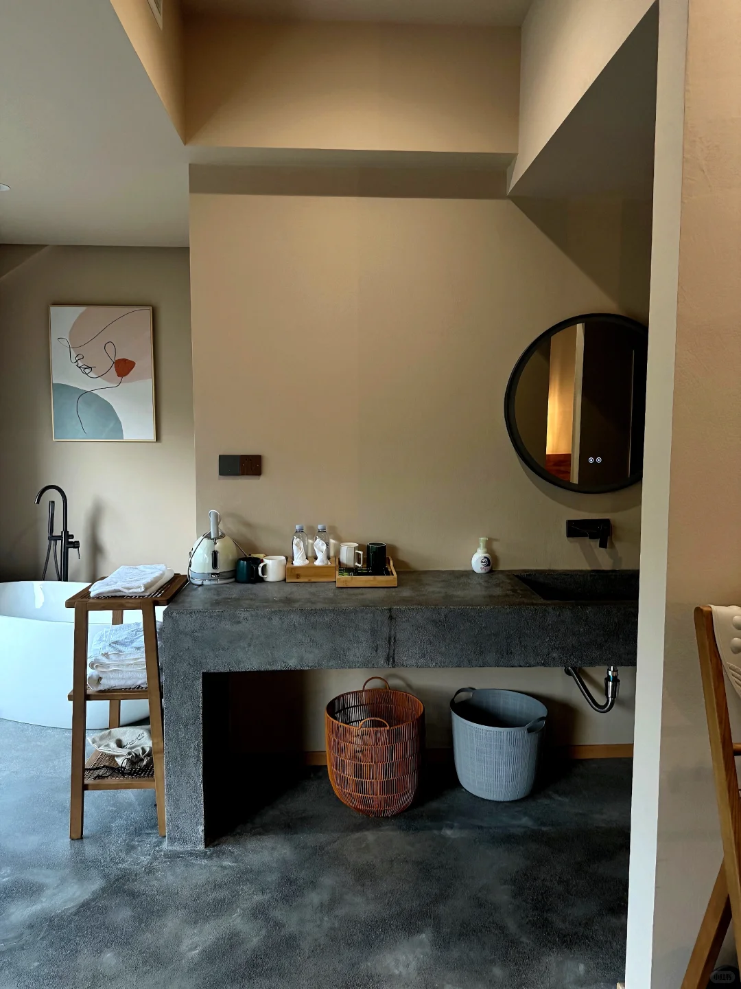 安吉📍住进东南亚风泳池别墅🏝️好chill啊😭