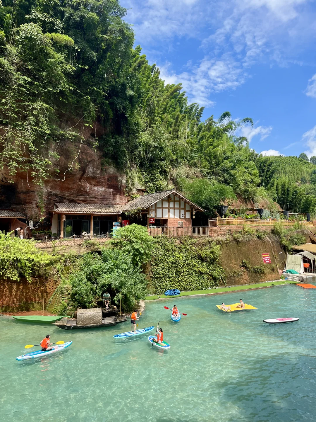 我发现了藏在四川的仙本那🚅成都动车1h可到
