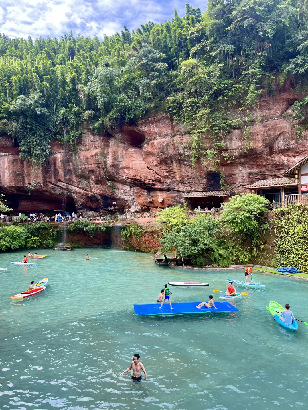 我发现了藏在四川的仙本那🚅成都动车1h可到