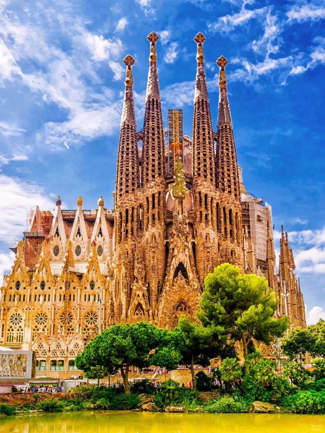 如果来欧洲只能选一个国家，那一定是西班牙