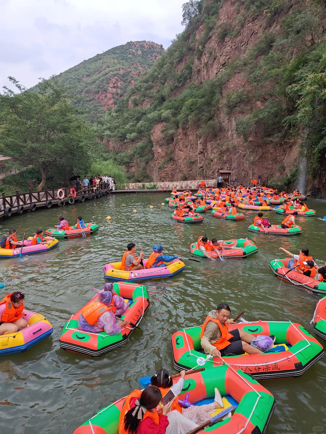 来郑州漂流了，夏天就是要玩水！