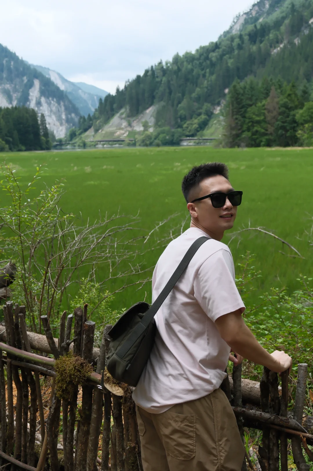 Top级景区的实力 阴天依然很能打