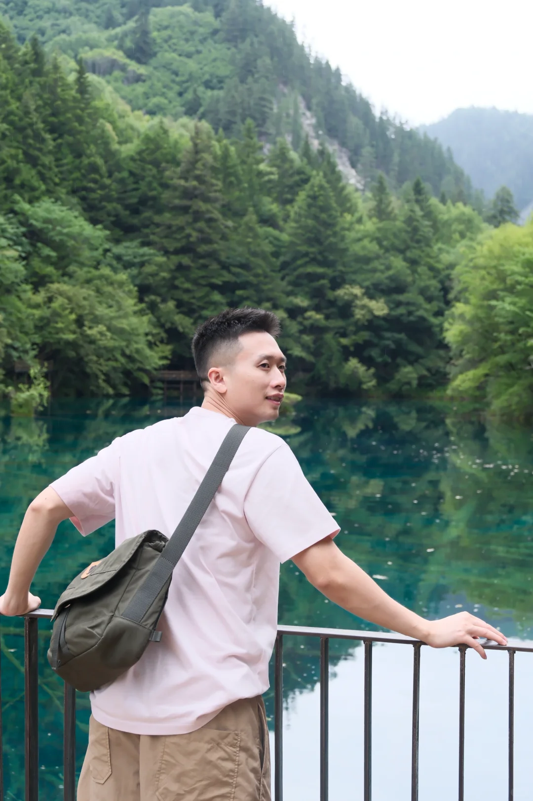 Top级景区的实力 阴天依然很能打
