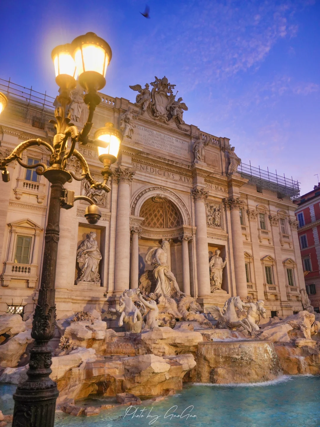 记忆里的阳光是罗马色的