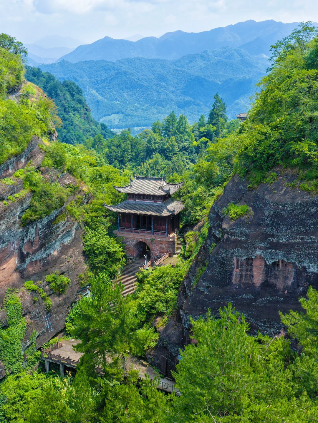 比起黄山,我更爱这座低调的隐世仙山‼️