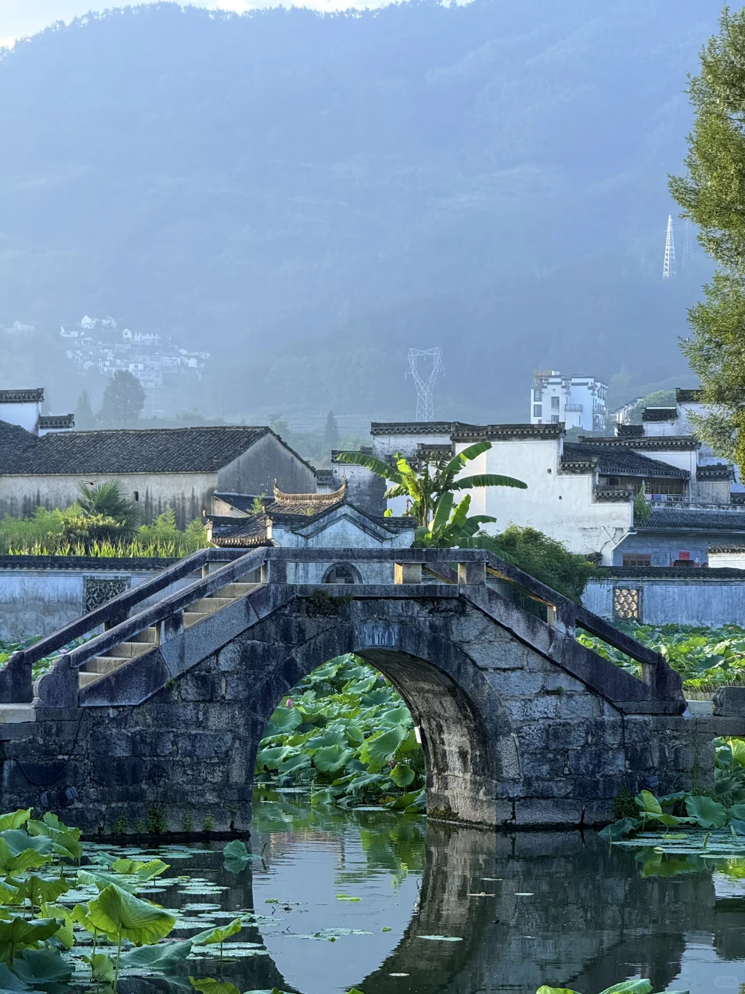 早晨的呈坎