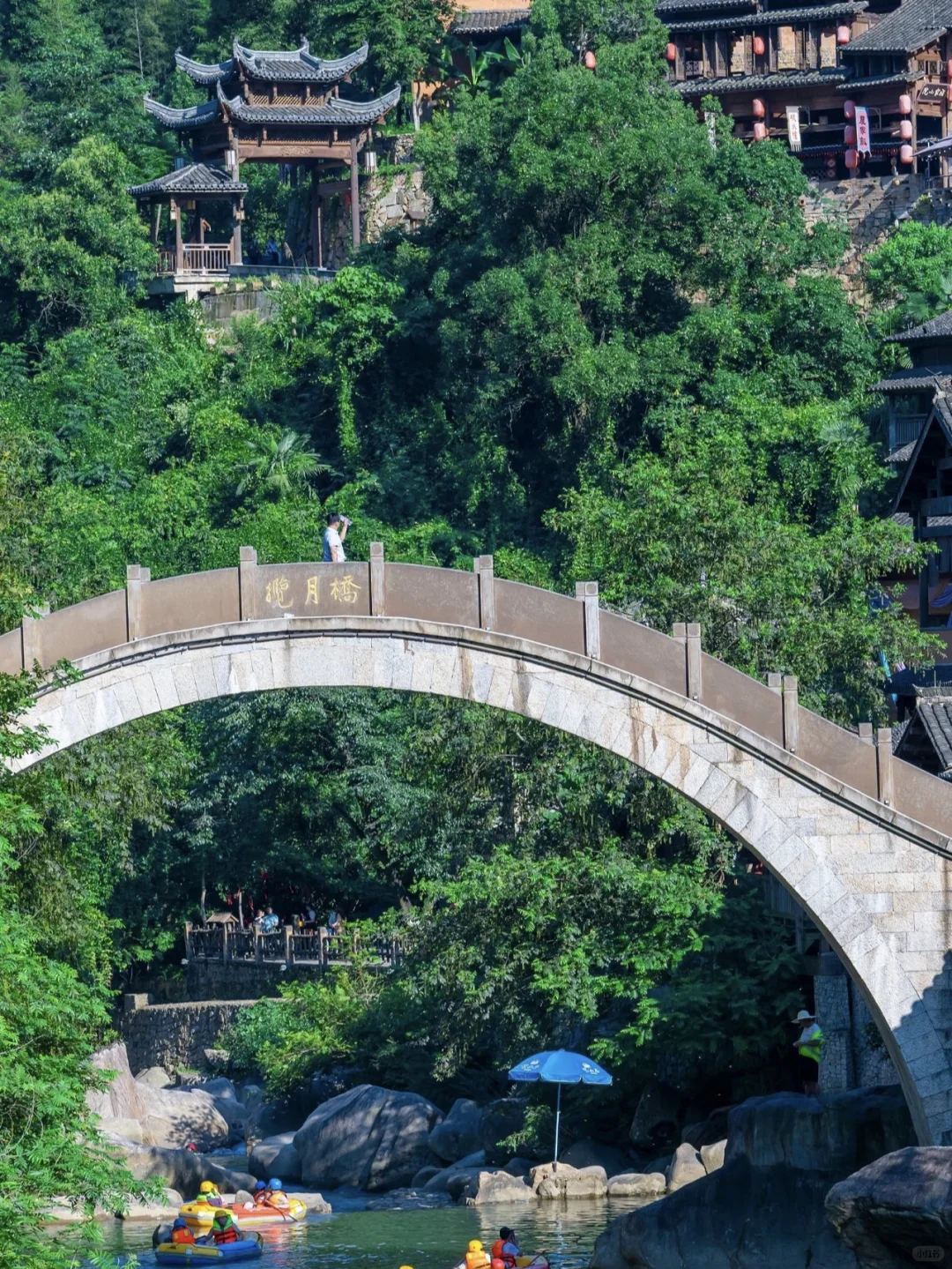避暑又出片❗悬崖上的仙侠世界你体验过吗❓