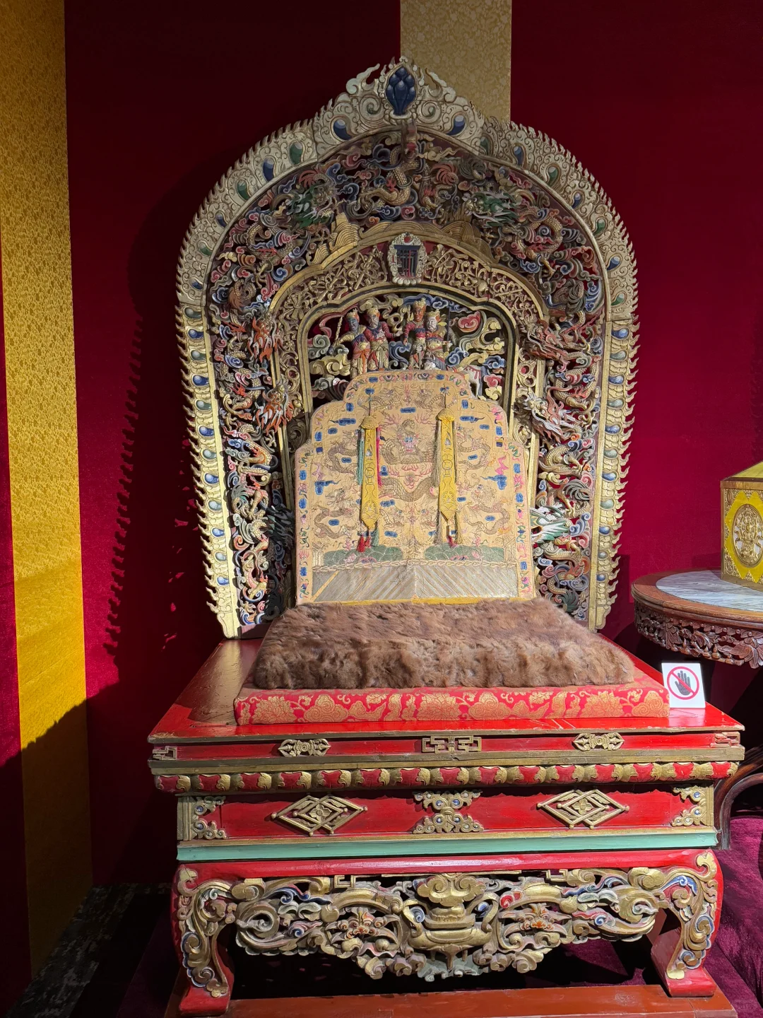 博克多汗冬宫博物馆： 一览蒙古末代帝王生活