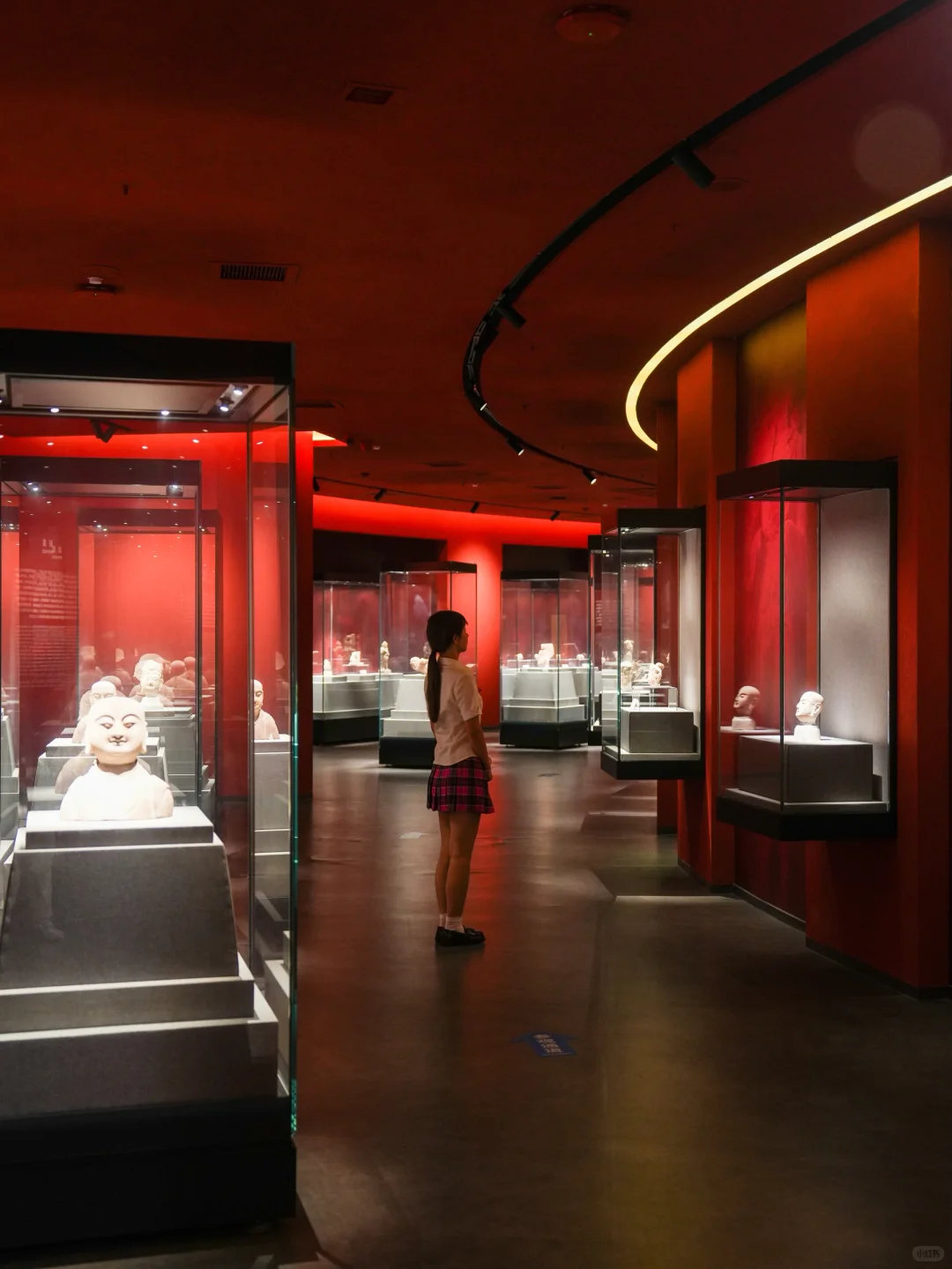 以为云冈石窟够震撼了，直到我去了趟响堂山