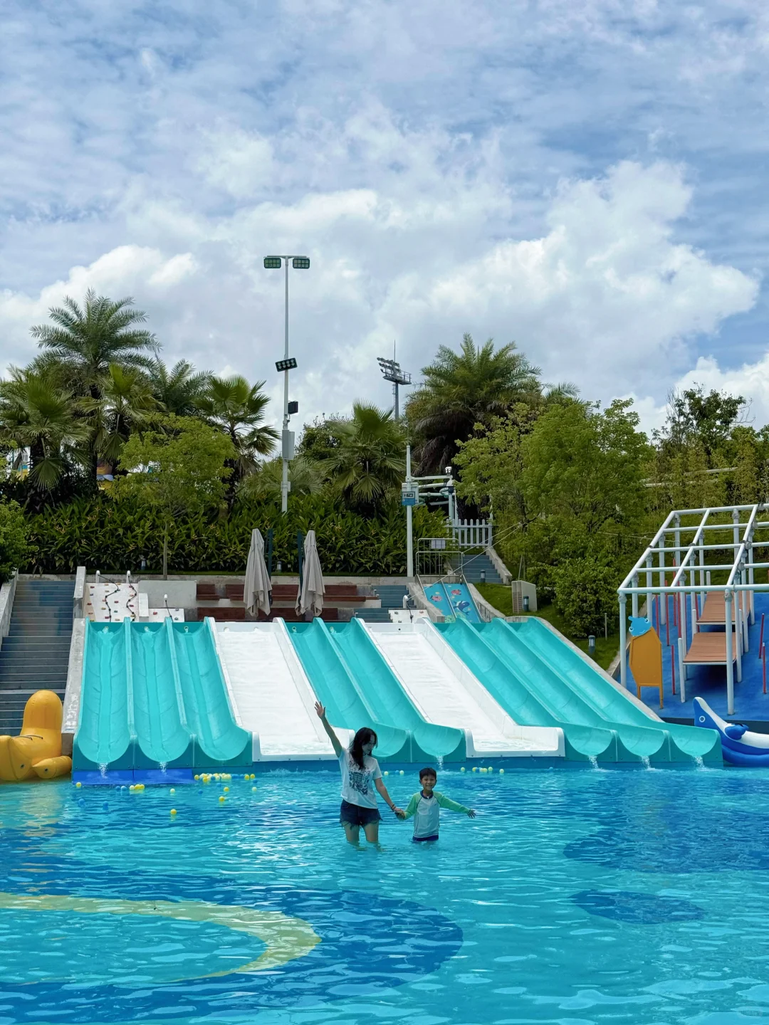 不玩水不夏天～地铁直达水上乐园太好玩啦‼️