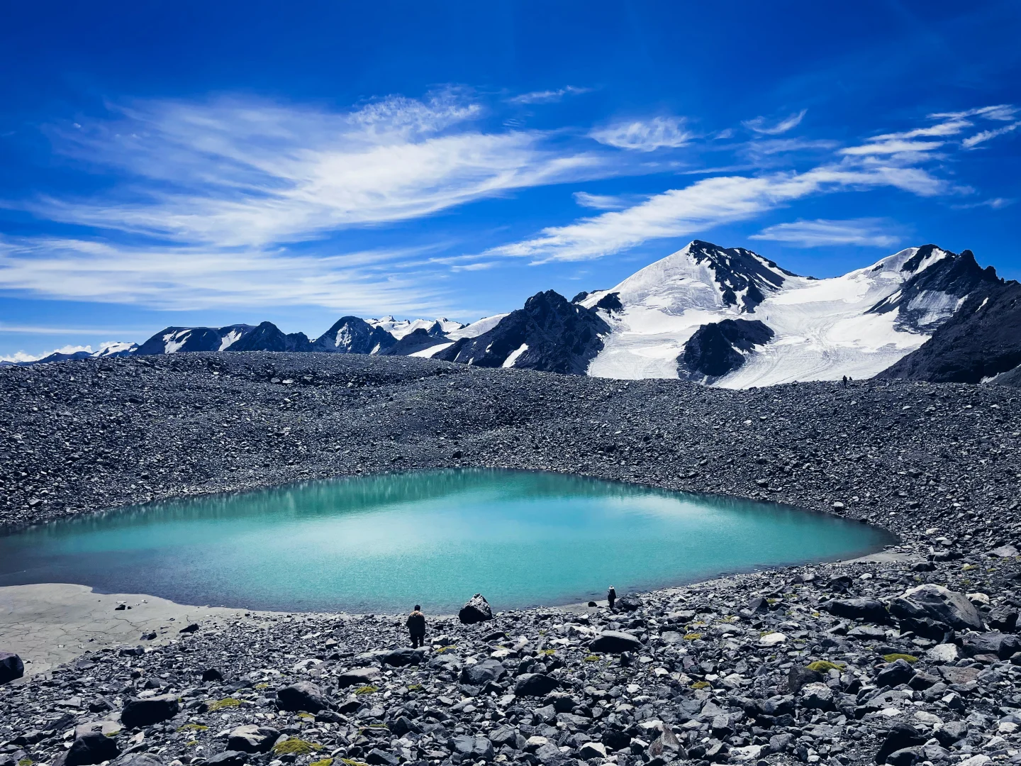 鄂托克赛尔天泉