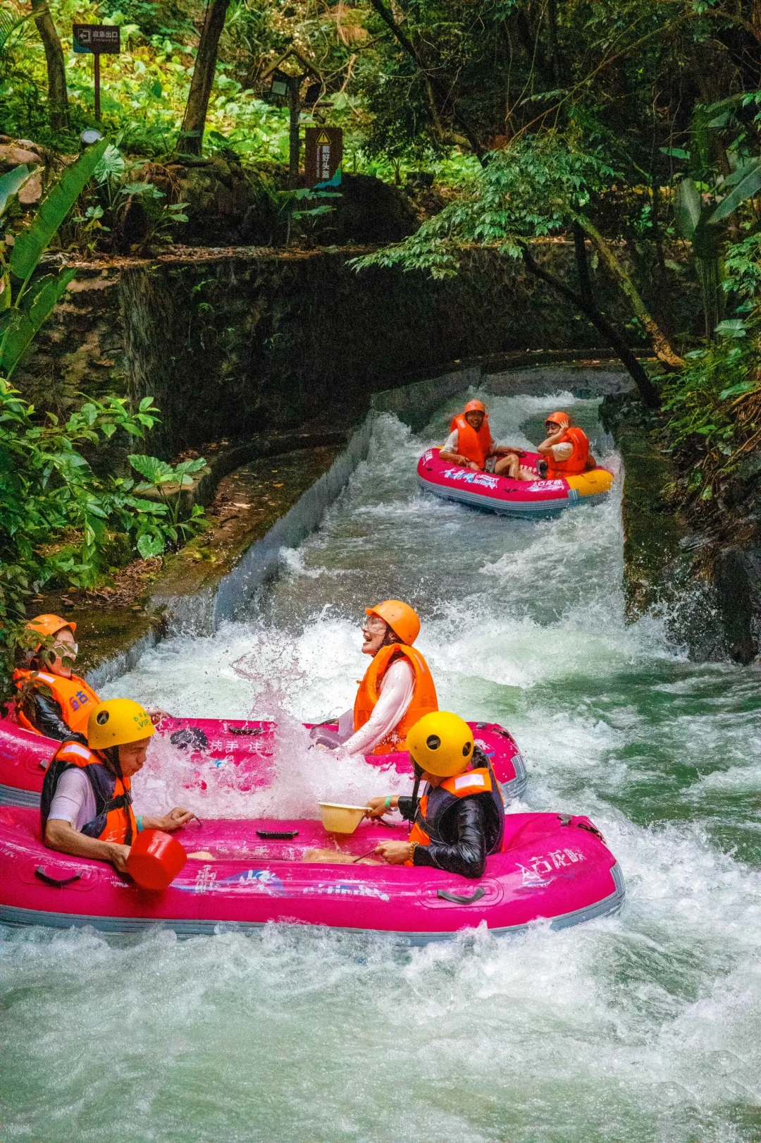 这是啥神仙地方？好像掉进了广东的瀑布堆