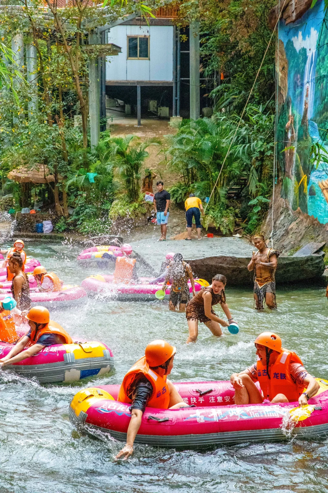 这是啥神仙地方？好像掉进了广东的瀑布堆