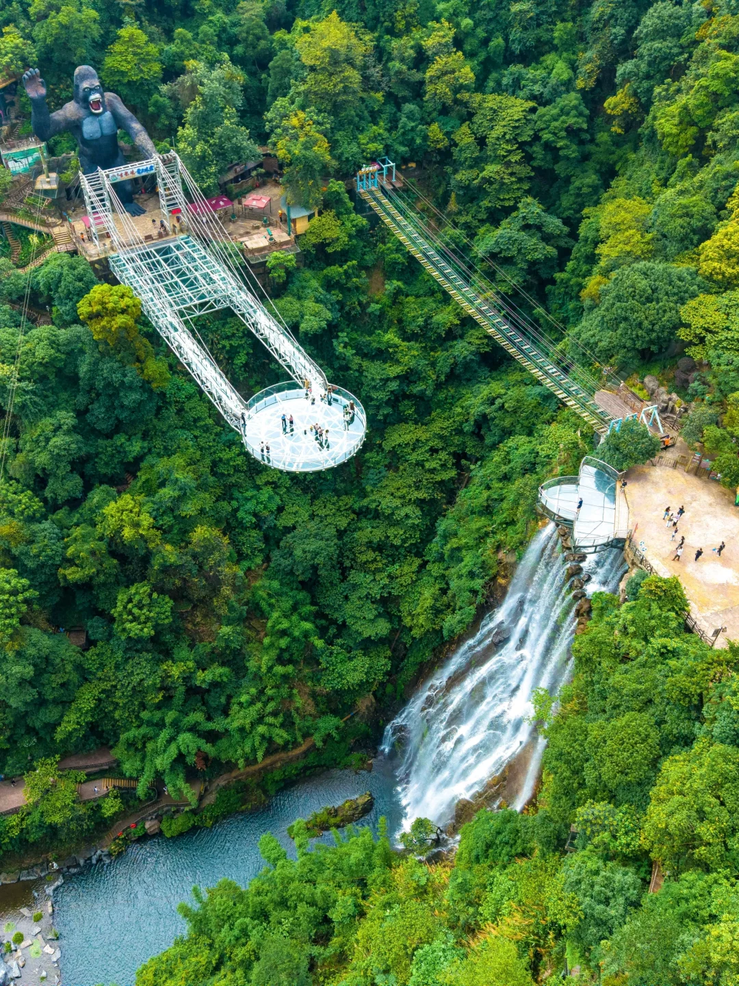 这是啥神仙地方？好像掉进了广东的瀑布堆