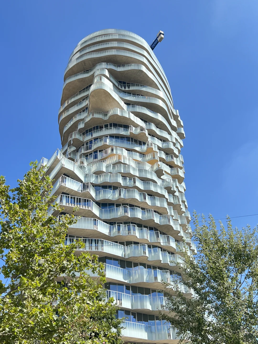 地拉那旅游荒漠。不推荐