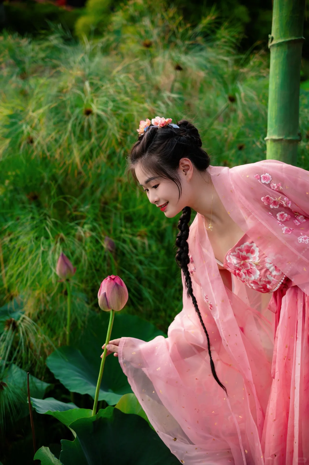 广州莲花山 | 汉服荷花拍照绝美打卡地