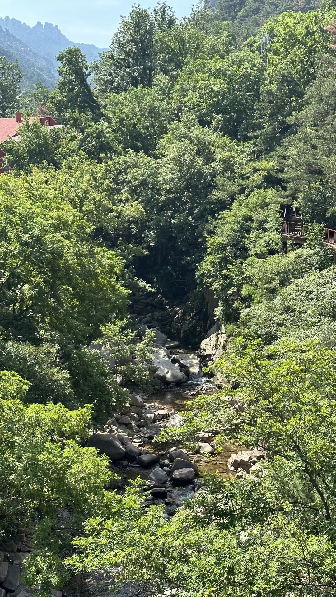 青岛夏天崂山玩水(无痛版)
