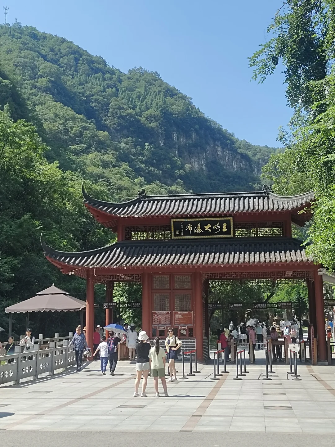 宝藏小众景点宜昌三峡大瀑布