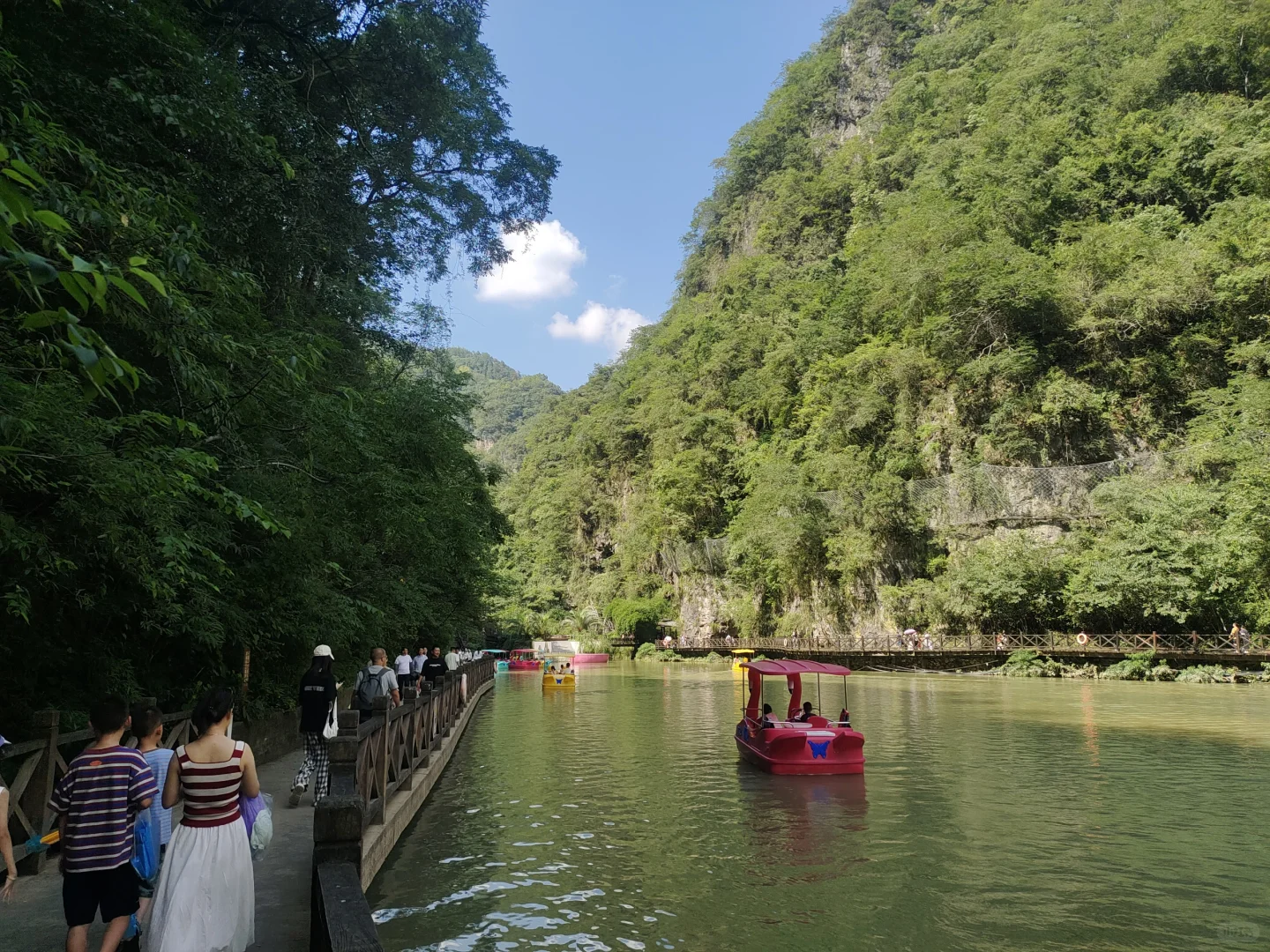 宝藏小众景点宜昌三峡大瀑布