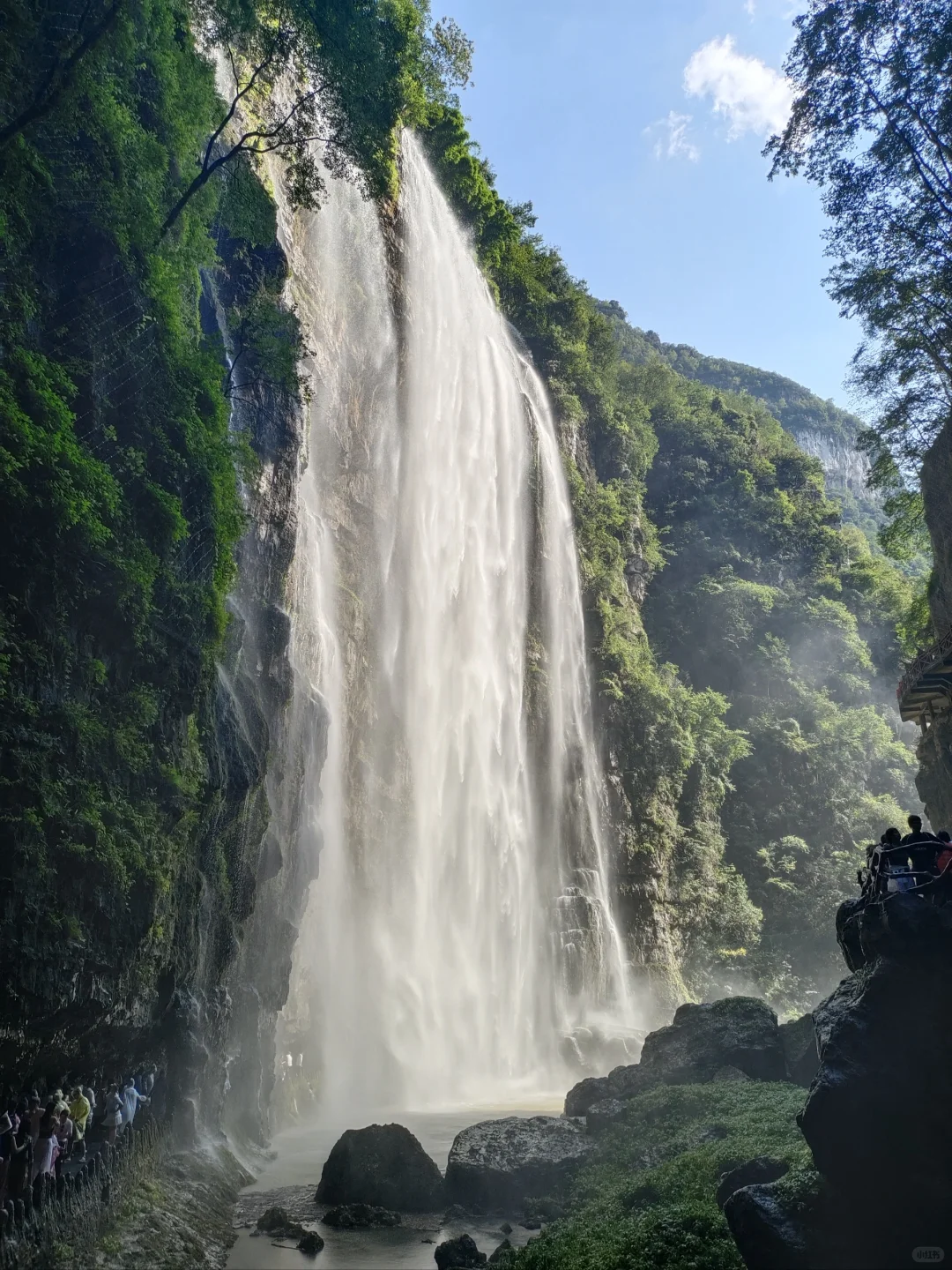宝藏小众景点宜昌三峡大瀑布