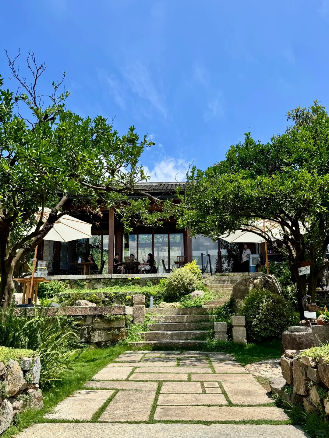 感谢🙏余华！！！这个小镇真的很美……