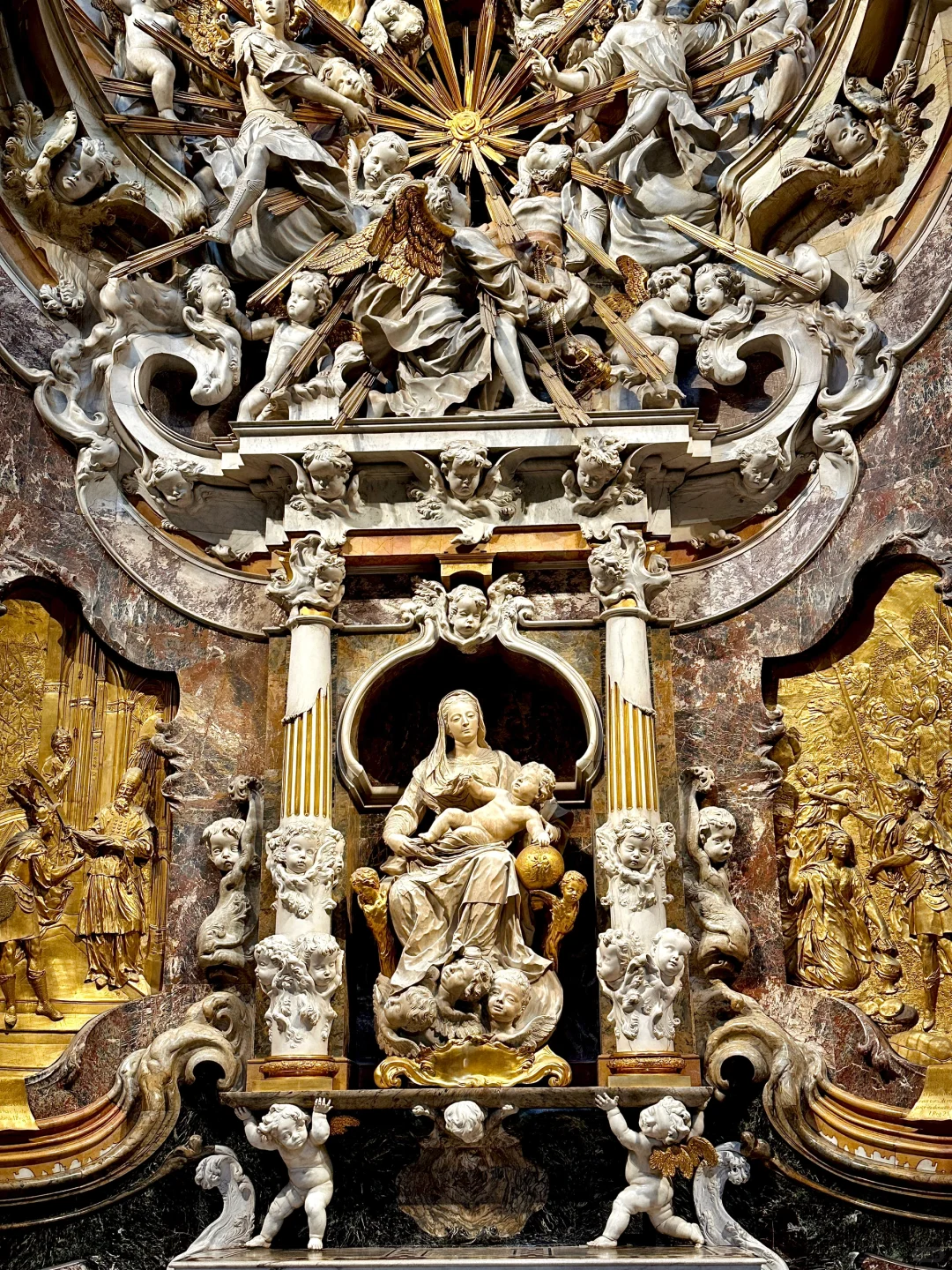 人类文明怎么可以繁荣成这个样子😭😭