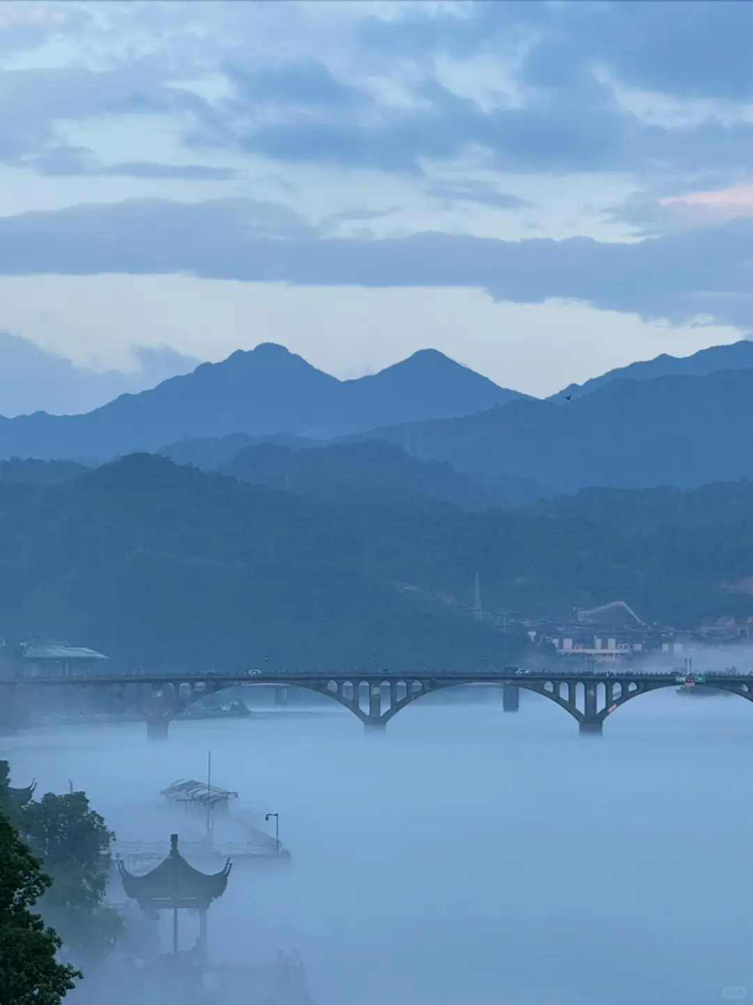 人在建德，夏天过两天再说