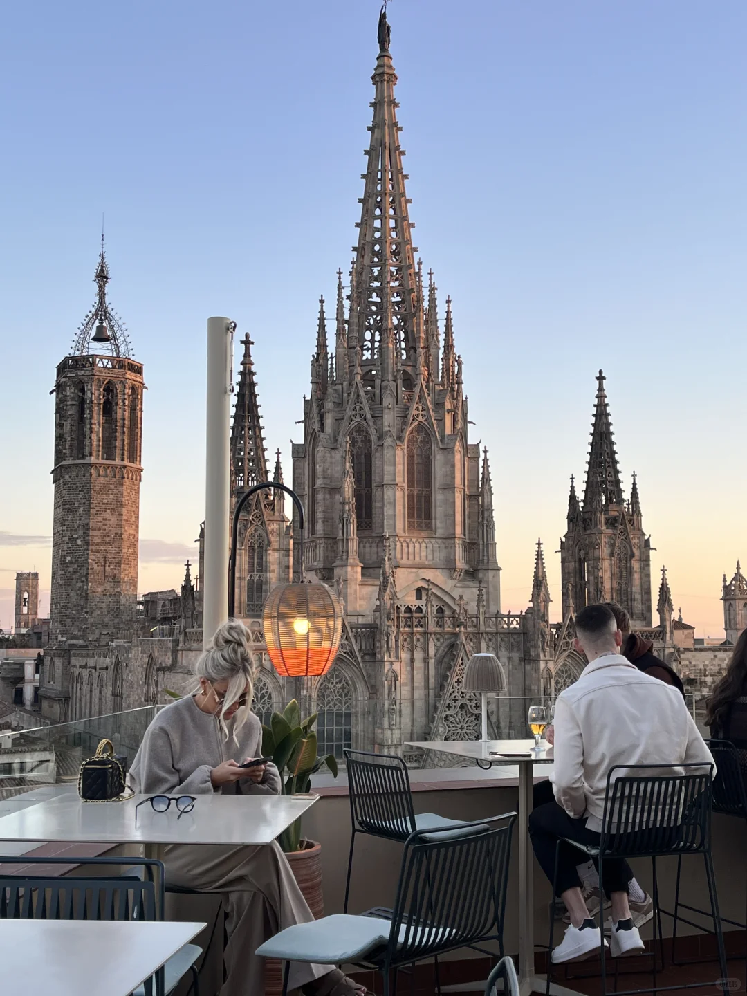 Hola：）遇见巴塞的日落🌄