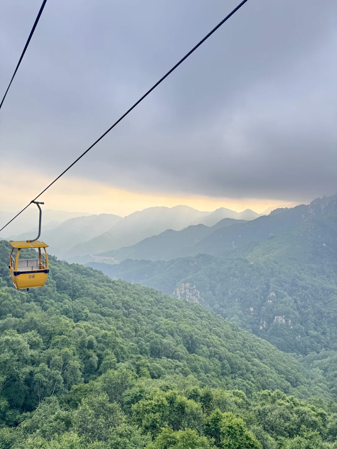 在云里爬山～超凉快～⛰驼梁️