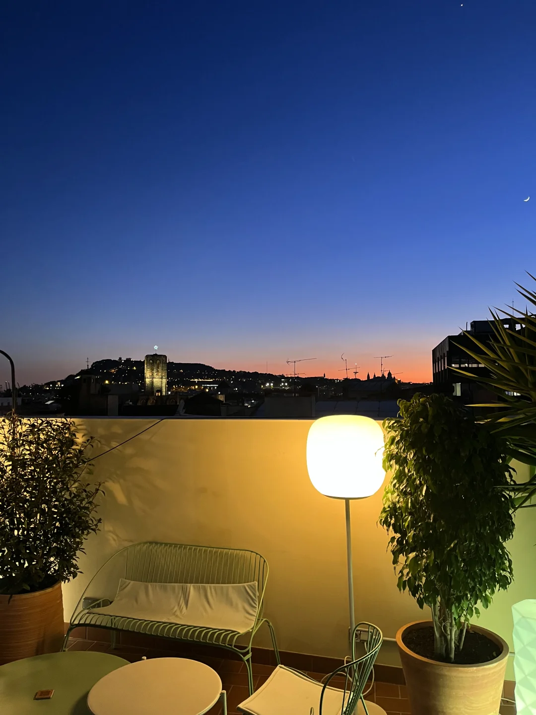 Hola：）遇见巴塞的日落🌄