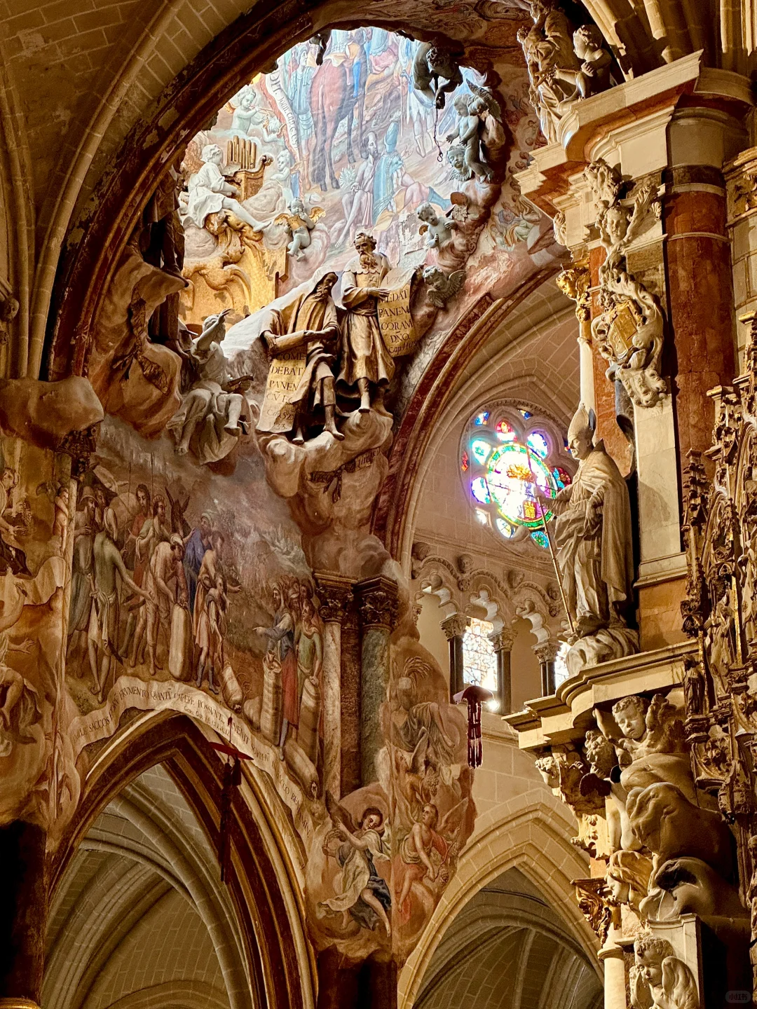 人类文明怎么可以繁荣成这个样子😭😭