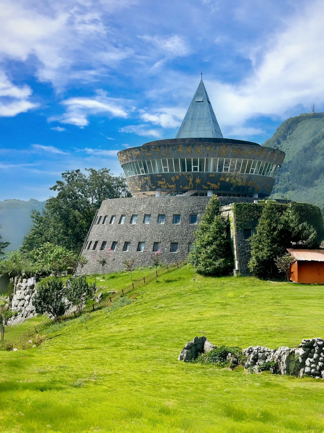 假期避开人潮拥挤！🌍去世界的另一个星球！！