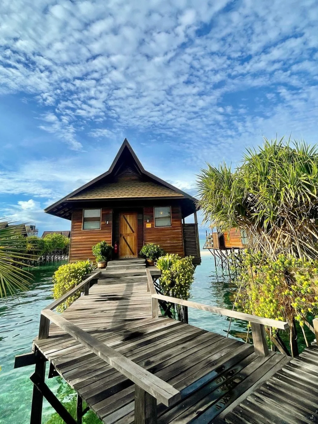 仙本那水屋旅游现状如此，实话虽难听但真实