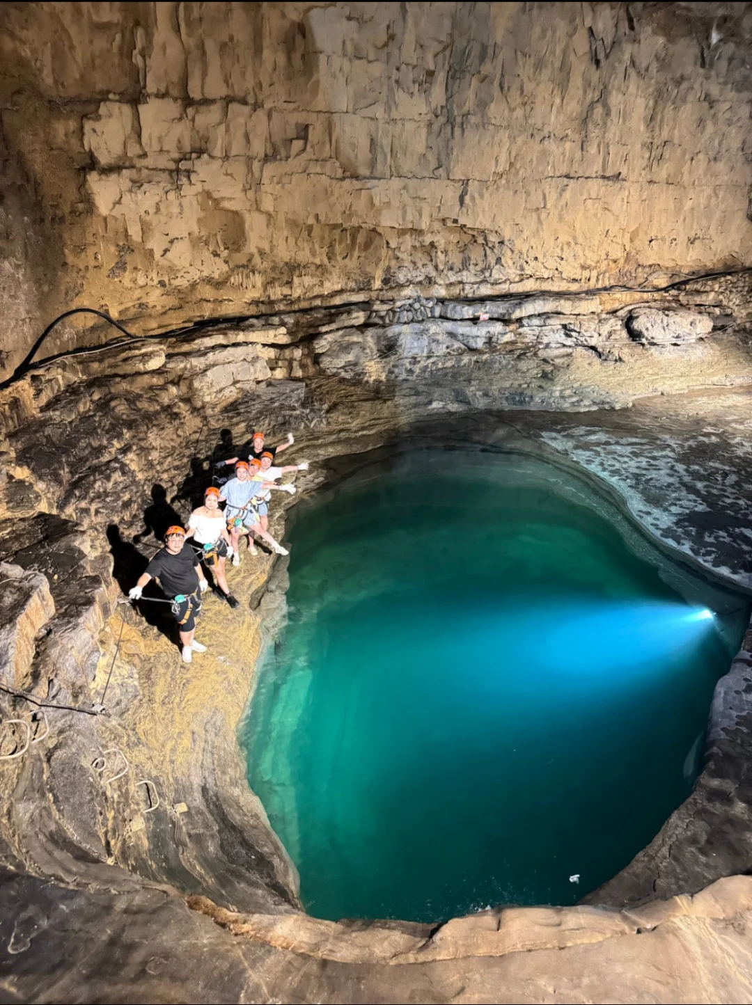 被贵州这个地心秘境震撼到了！！！