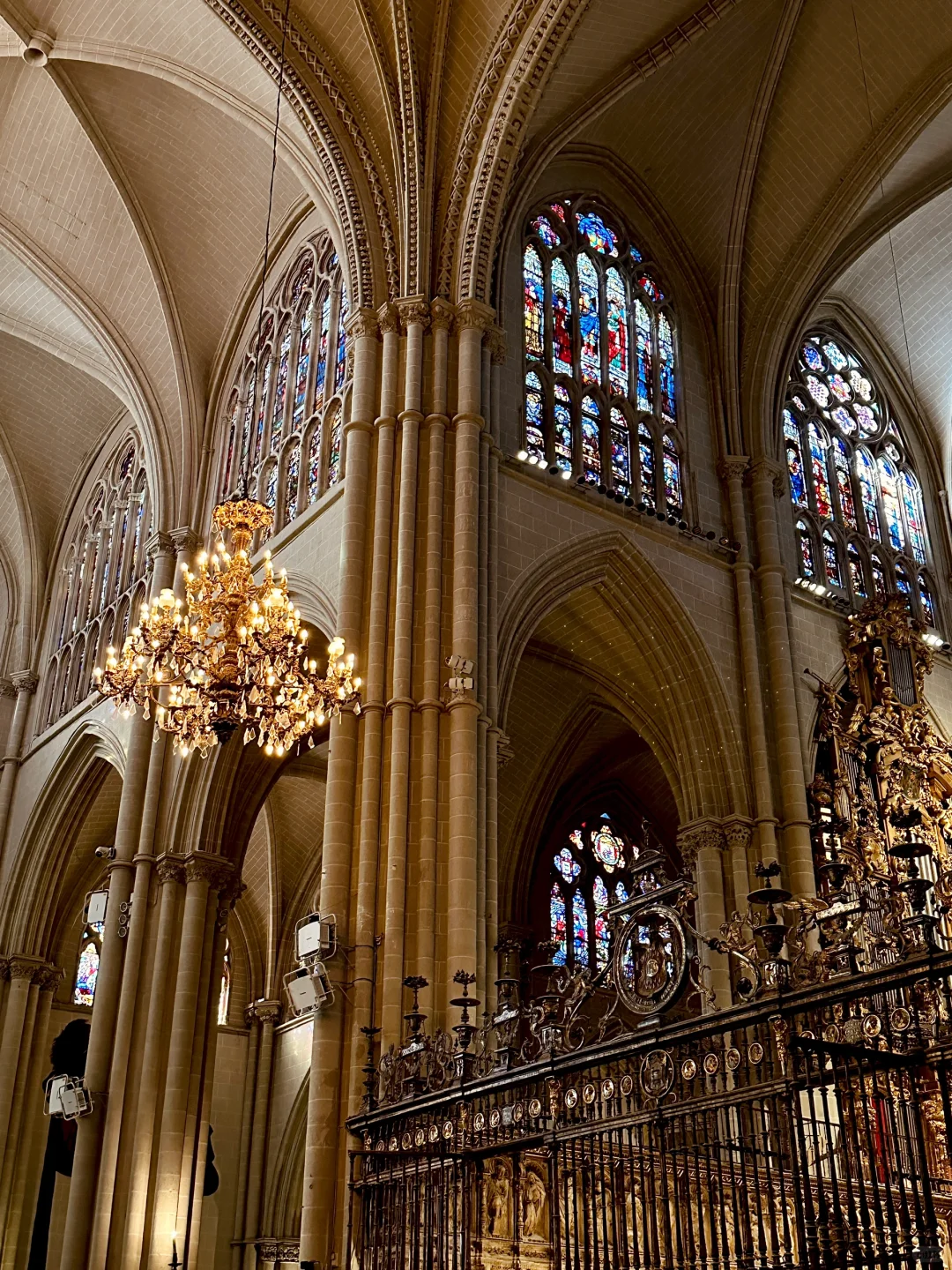 人类文明怎么可以繁荣成这个样子😭😭