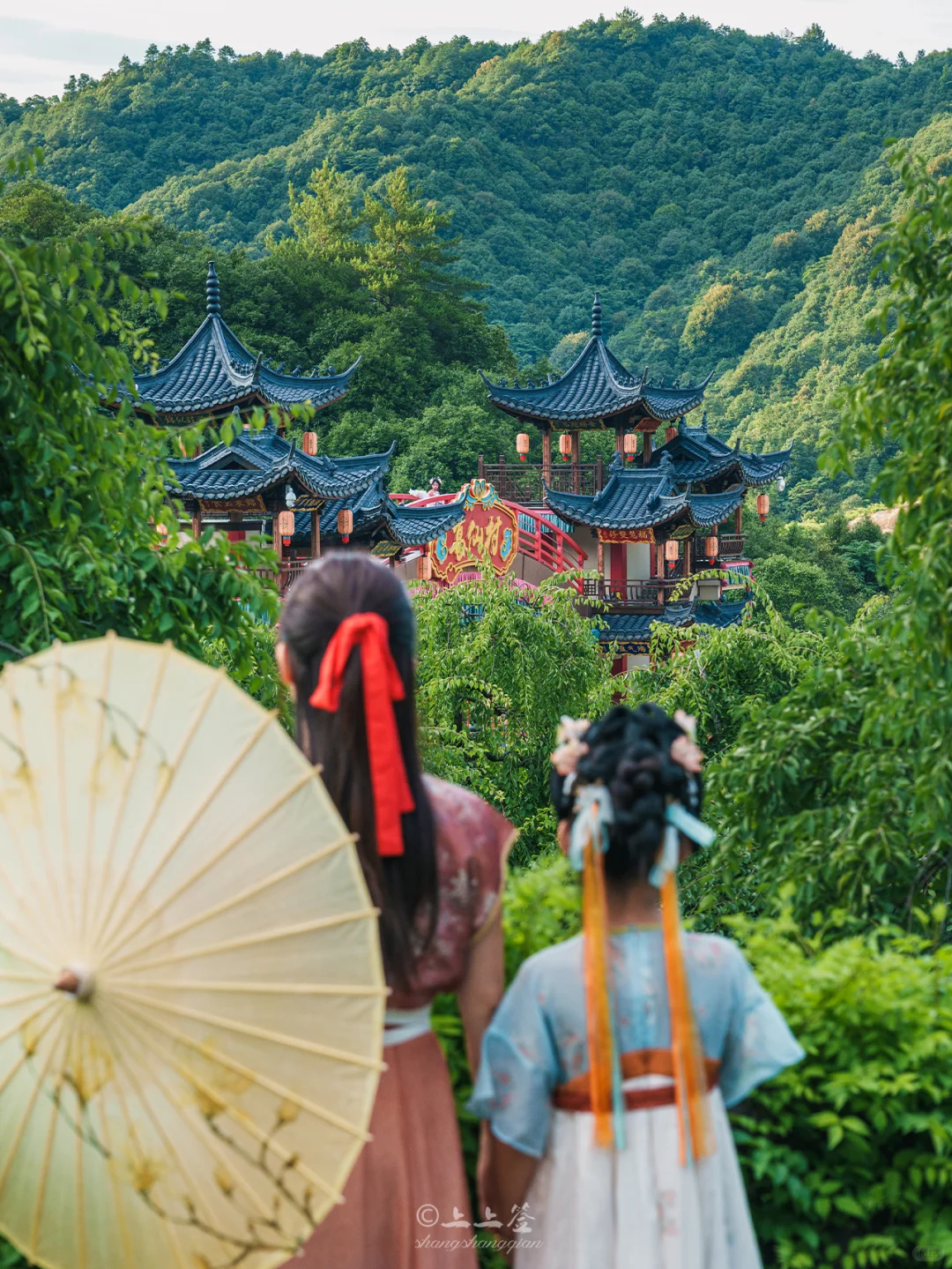 为了这座仙境古村，我特意去了一趟江西⛰️