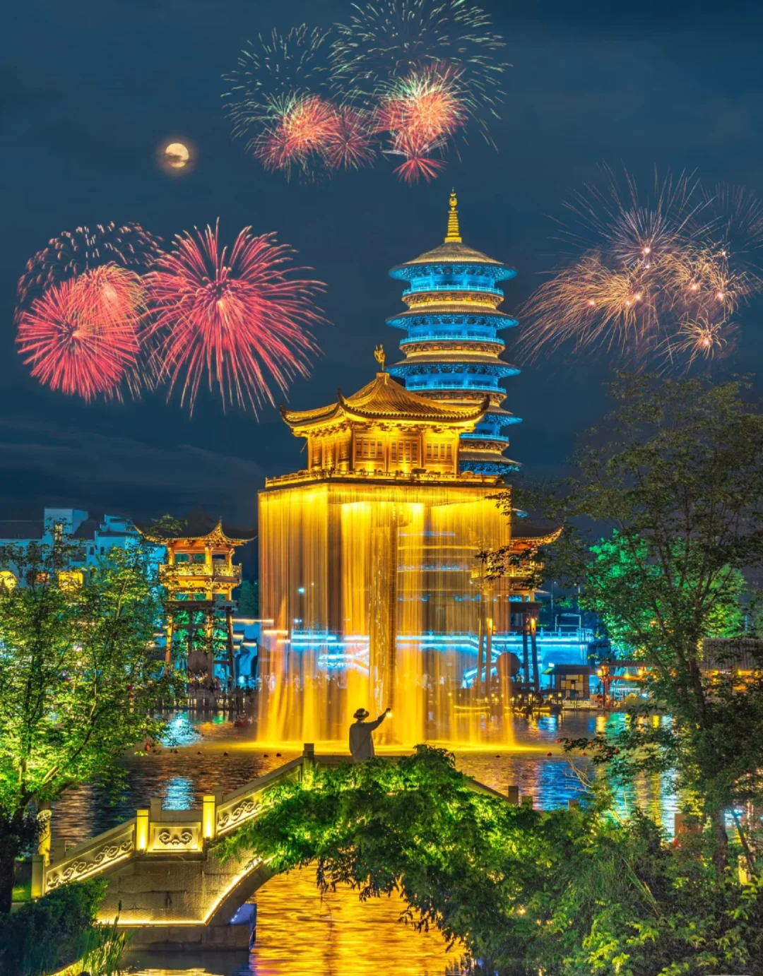 官宣❗️婺源婺女洲7-8月铁花烟火｜时间表