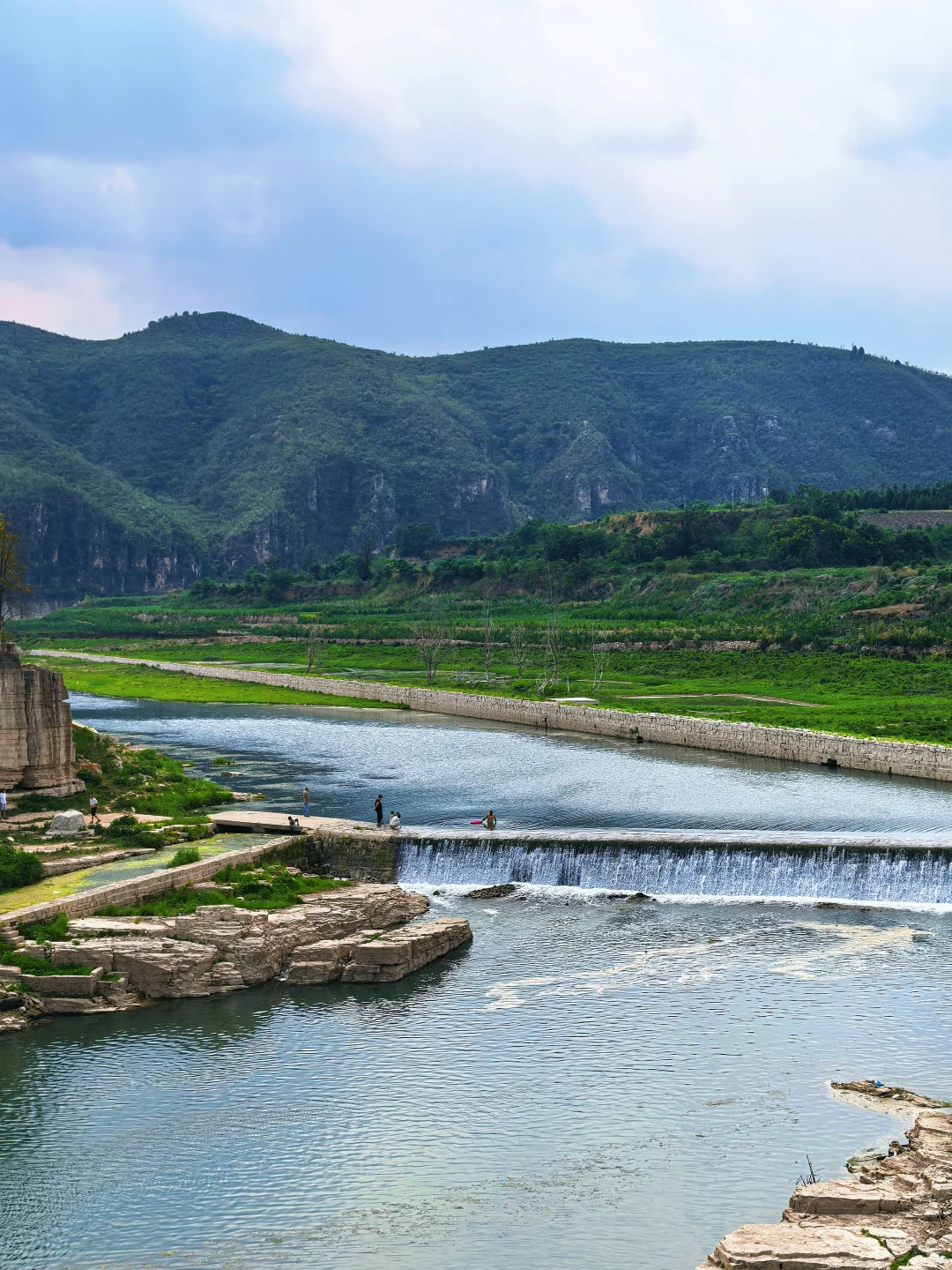 这个野生景点也太赞了吧！