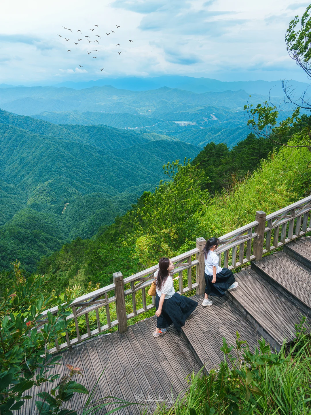 为了这座仙境古村，我特意去了一趟江西⛰️