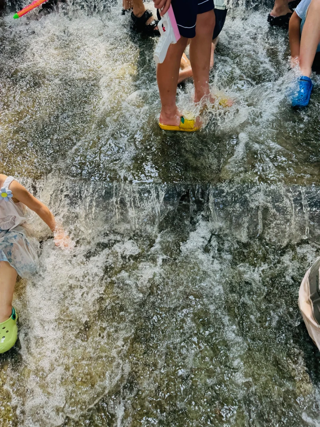 成都周边|1h直达的免费亲子玩水避暑地