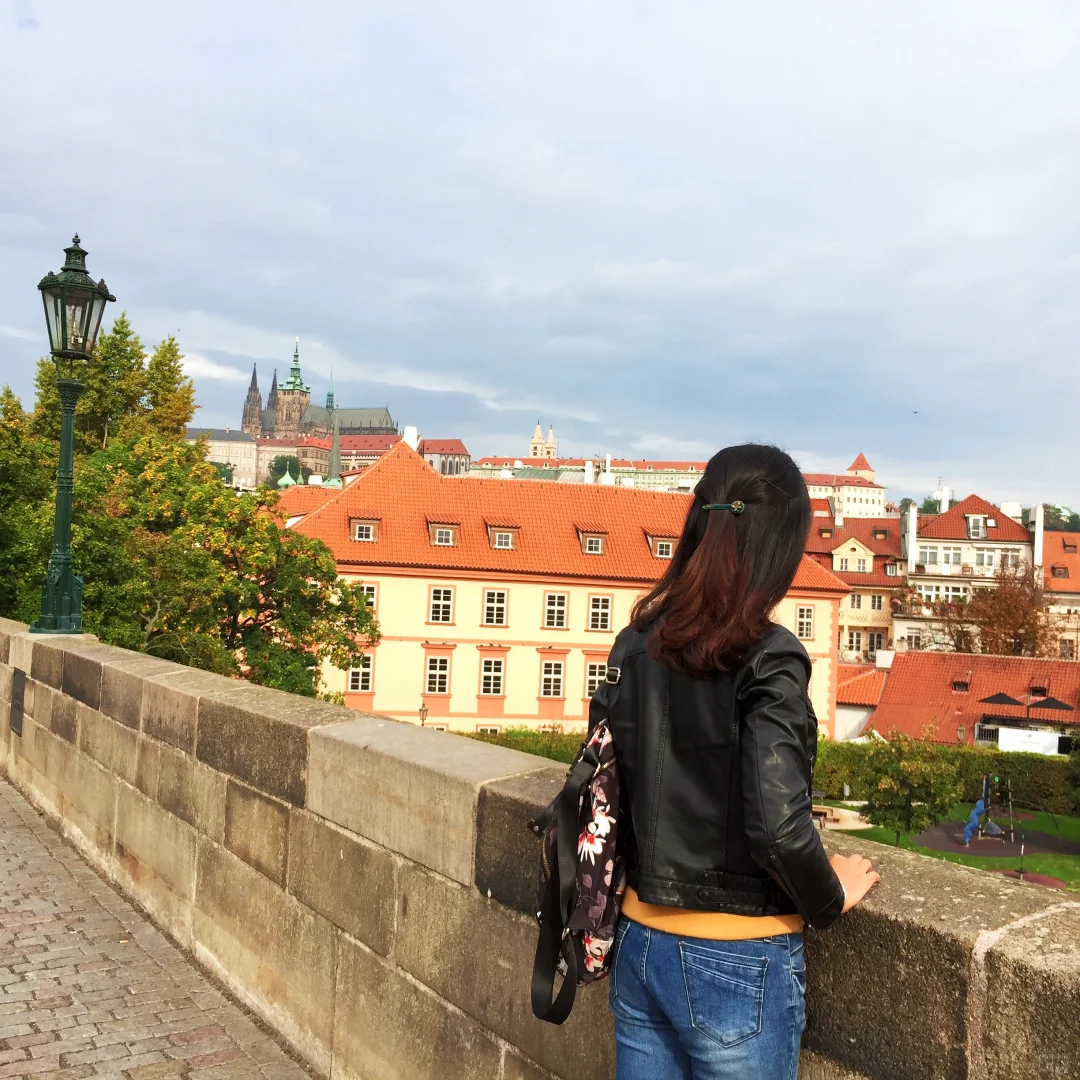 给要独自旅行的女孩一些tips