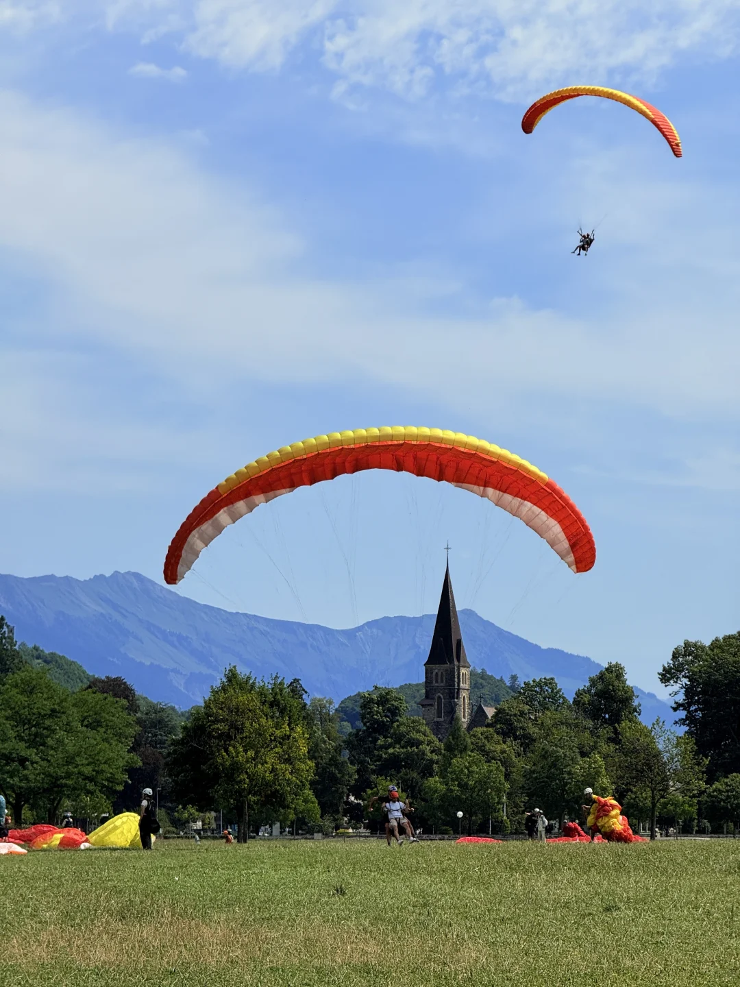 人太年轻的时候不建议去瑞士…