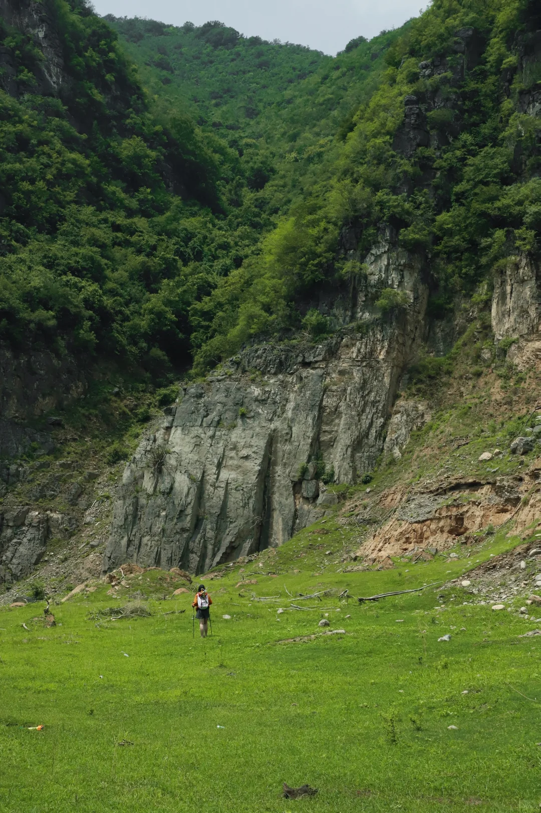 郑州周边⛰️2h抵达峡谷草甸溯溪的小众秘境