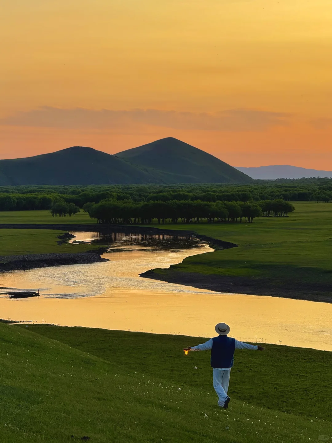 live|在呼伦贝尔实现了草原的尽头看大海~