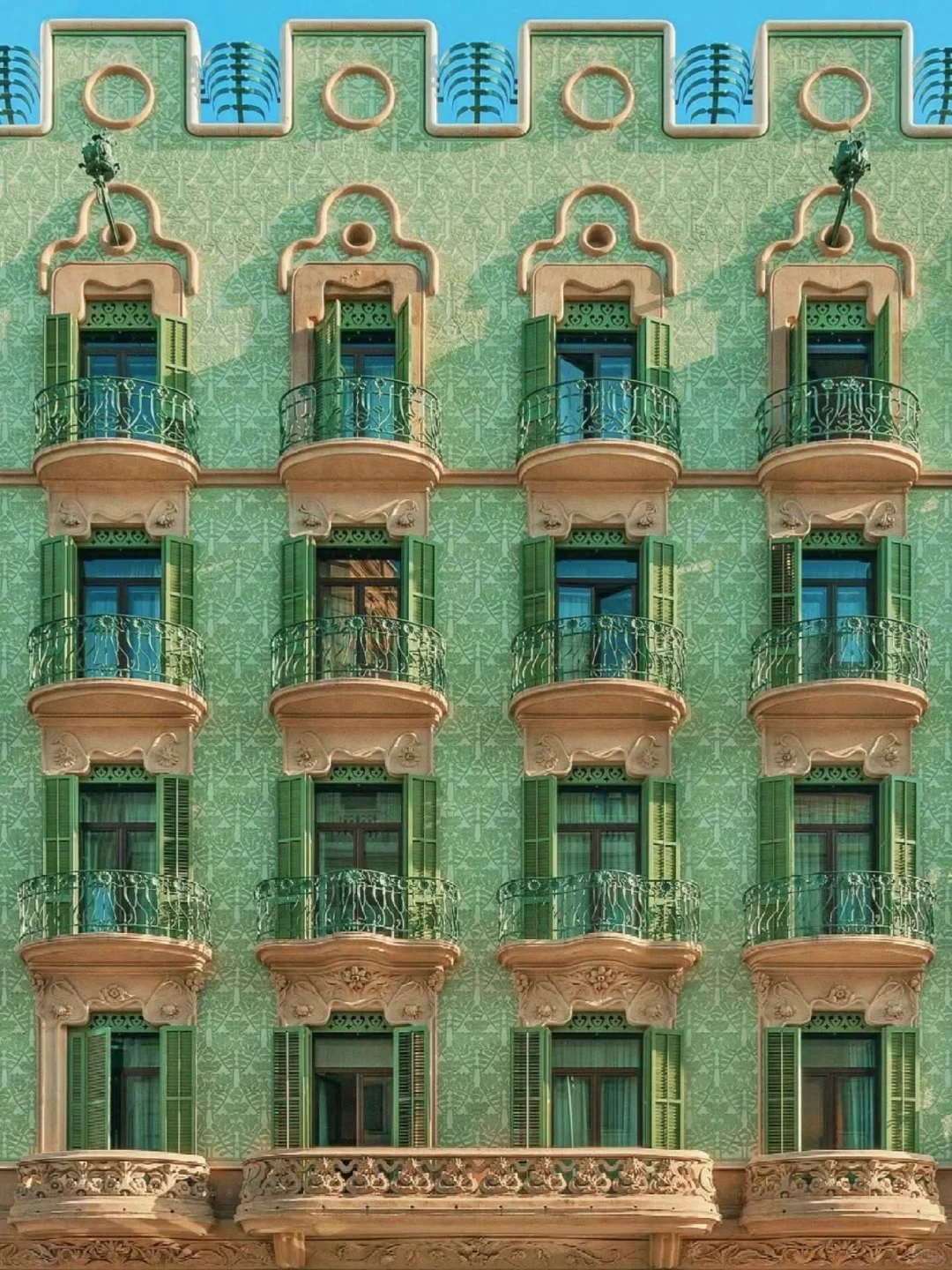 第一次去西班牙怎么玩，看这一篇就够了