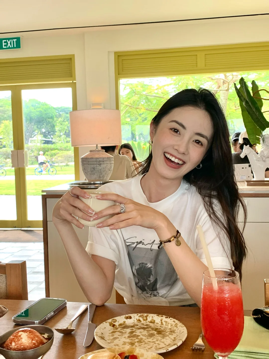 缺点:只有新加坡有!!