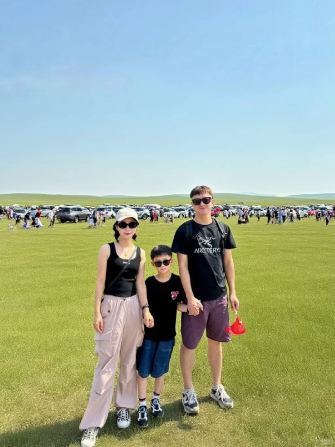 北戴河乌兰布统已回，😭能劝一个是一个…